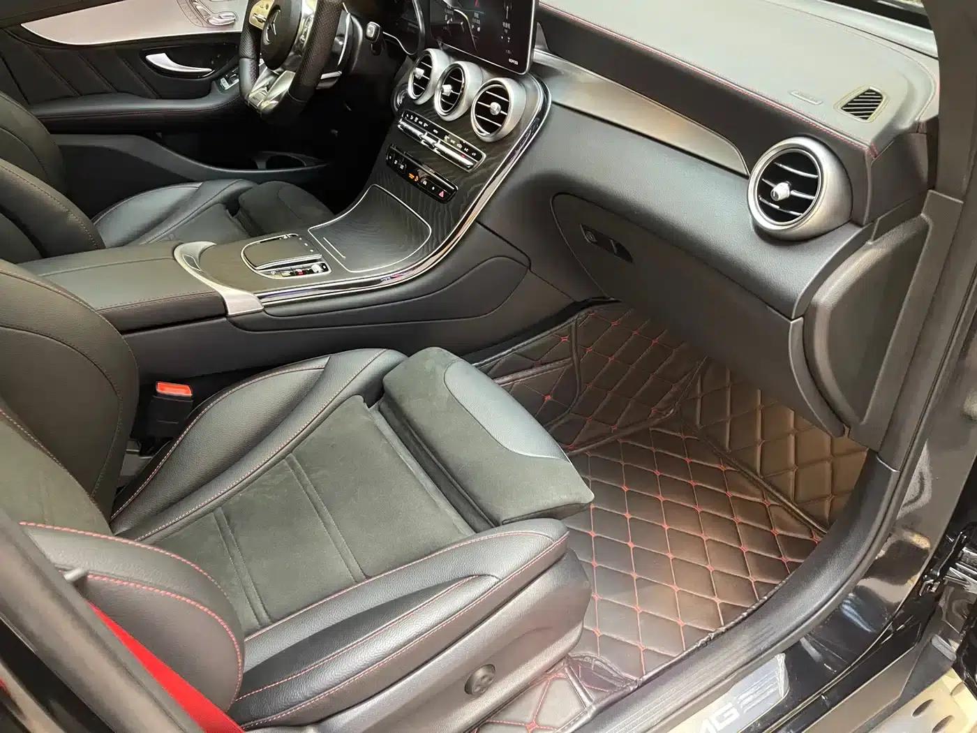 Mercedes-Benz GLC Coupe AMG 2022 AMG GLC 43 4MATIC Coupe SUV — миниатюра 9