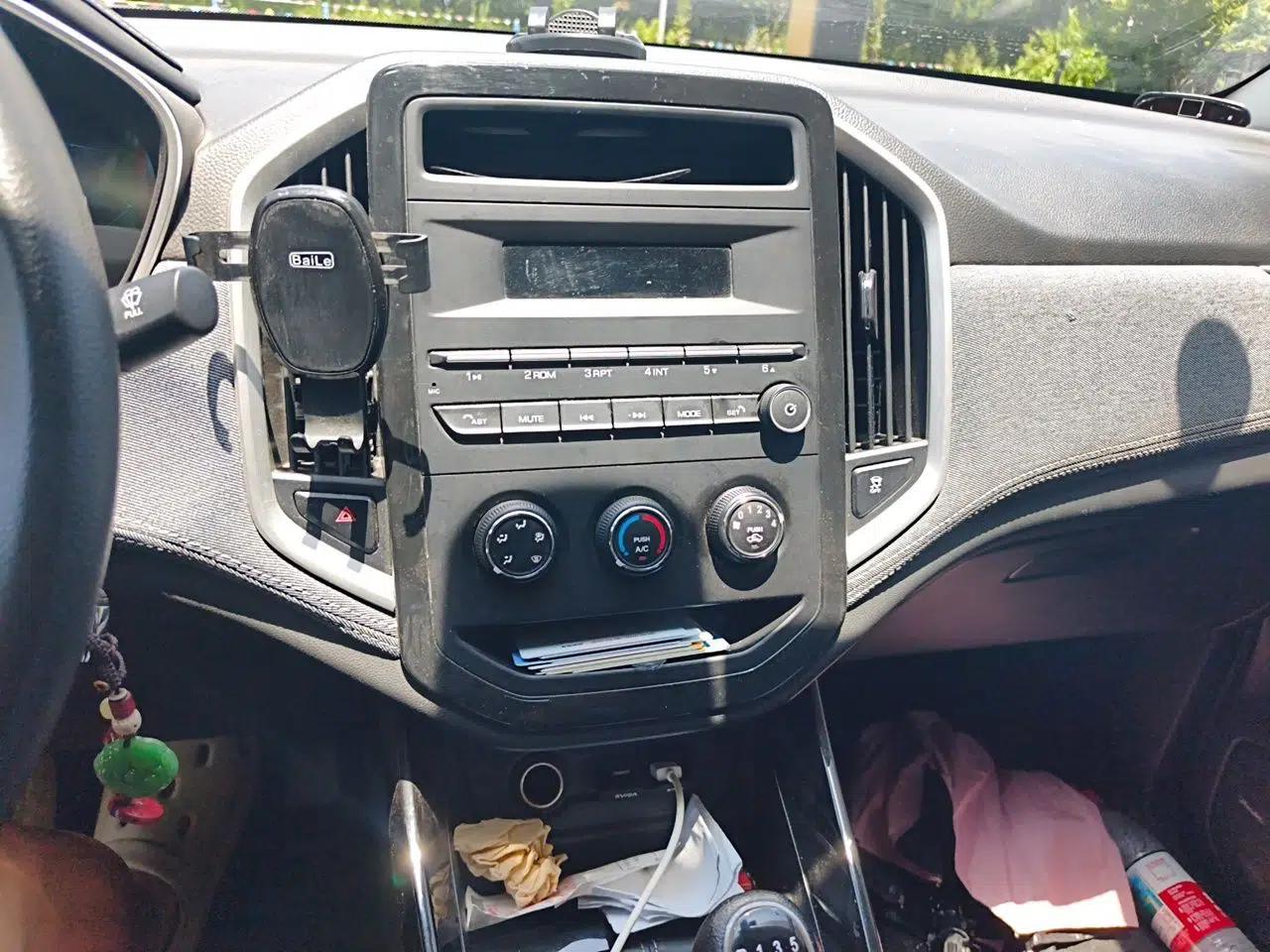 Baojun 530 2020 1.5T Manual Comfort Version 6 Seats — миниатюра 13