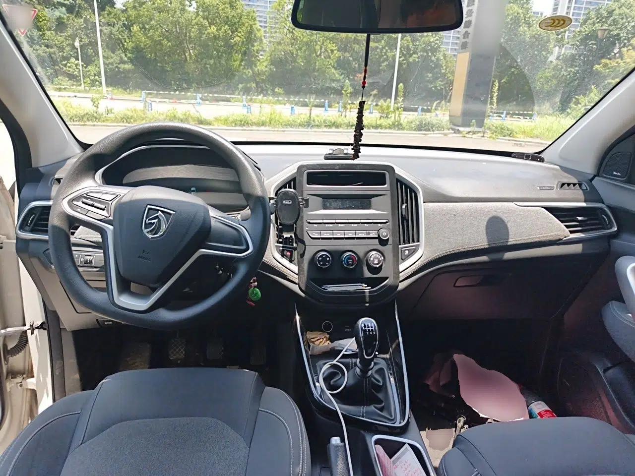 Baojun 530 2020 1.5T Manual Comfort Version 6 Seats — миниатюра 9