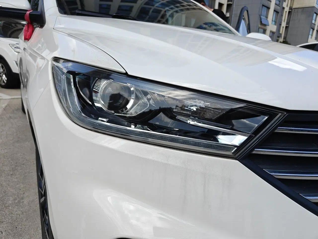 Baojun 360 2018 1.5L Manual Luxury Edition China V — миниатюра 7