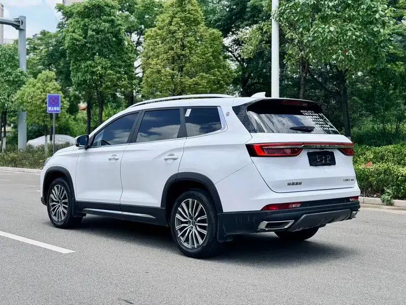 Jetour X90 PLUS 2022 1.5T Manual Deluxe Edition — миниатюра 5