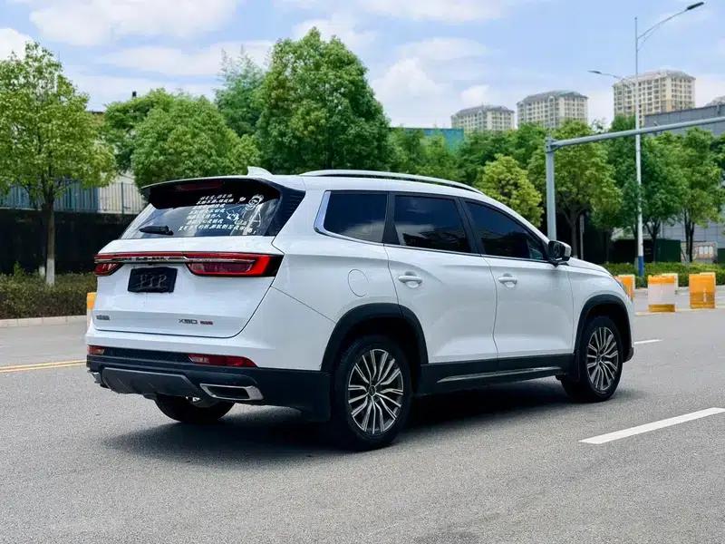 Jetour X90 PLUS 2022 1.5T Manual Deluxe Edition — миниатюра 7