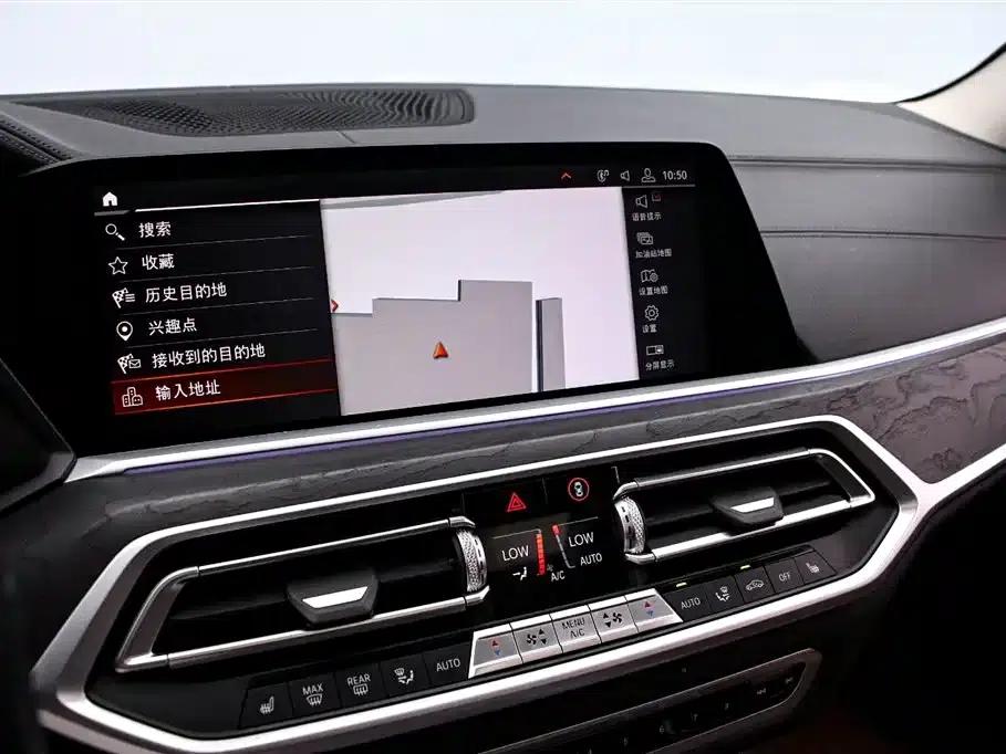 BMW X7 2020 xDrive40i Leading Luxury Package — миниатюра 8