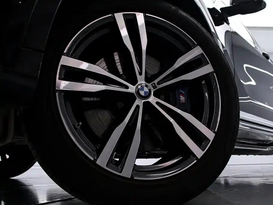 BMW X7 2021 xDrive40i M Sport Package — миниатюра 16