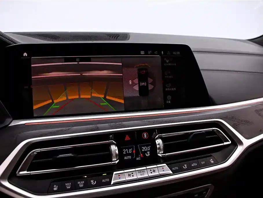 BMW X7 2021 xDrive40i M Sport Package — миниатюра 8