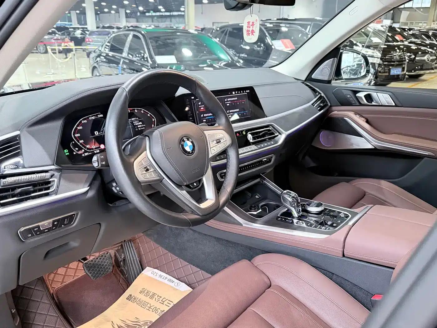BMW X7 2020 xDrive40i Leading Luxury Package — миниатюра 5