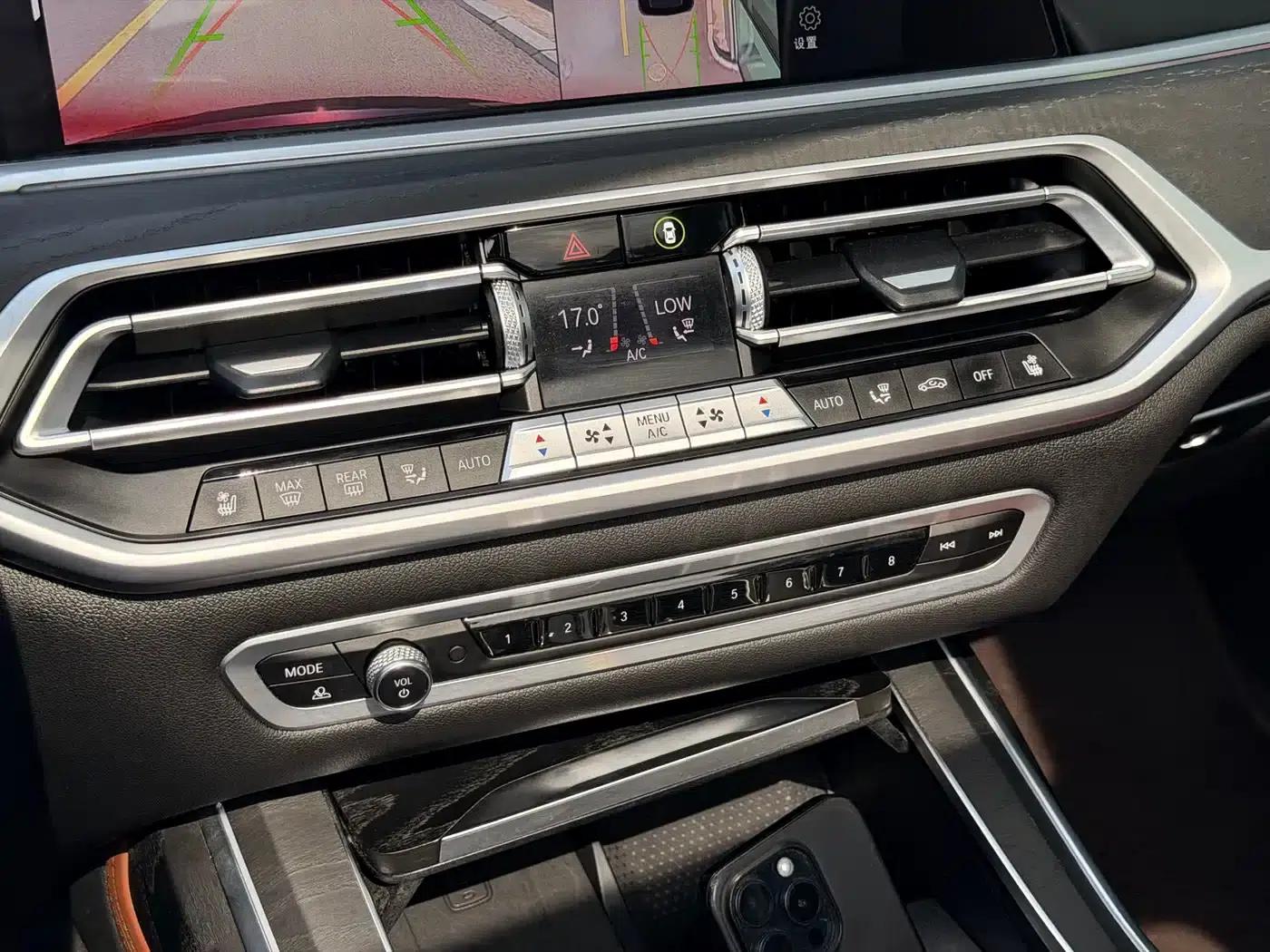 BMW X7 2021 xDrive40i M Sport Package — миниатюра 16