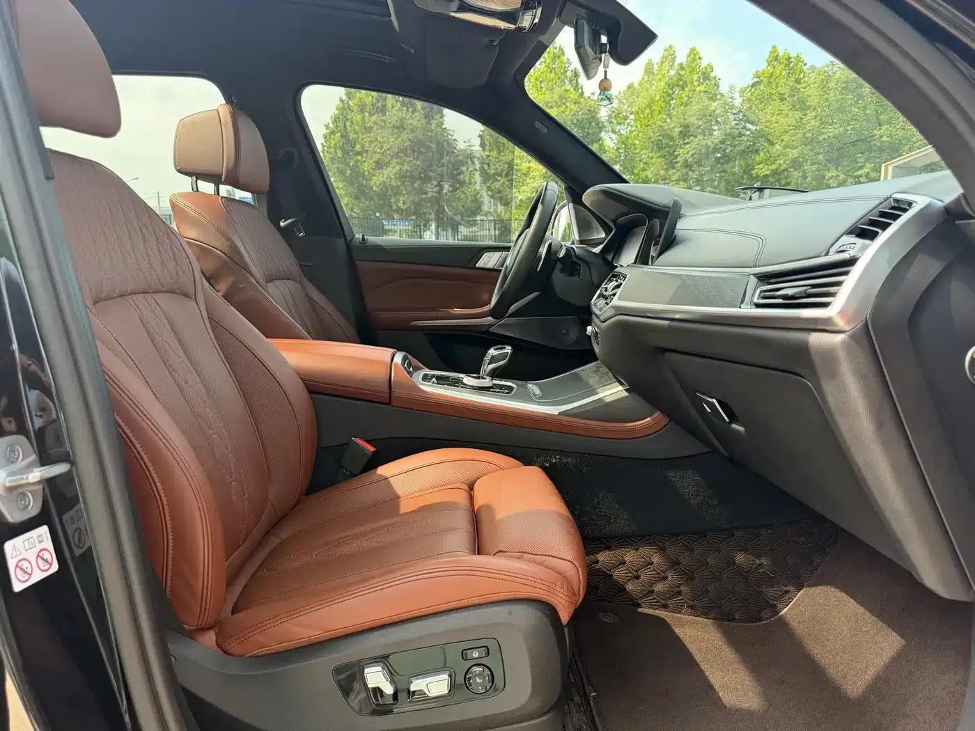 BMW X7 2021 xDrive40i M Sport Package — миниатюра 28