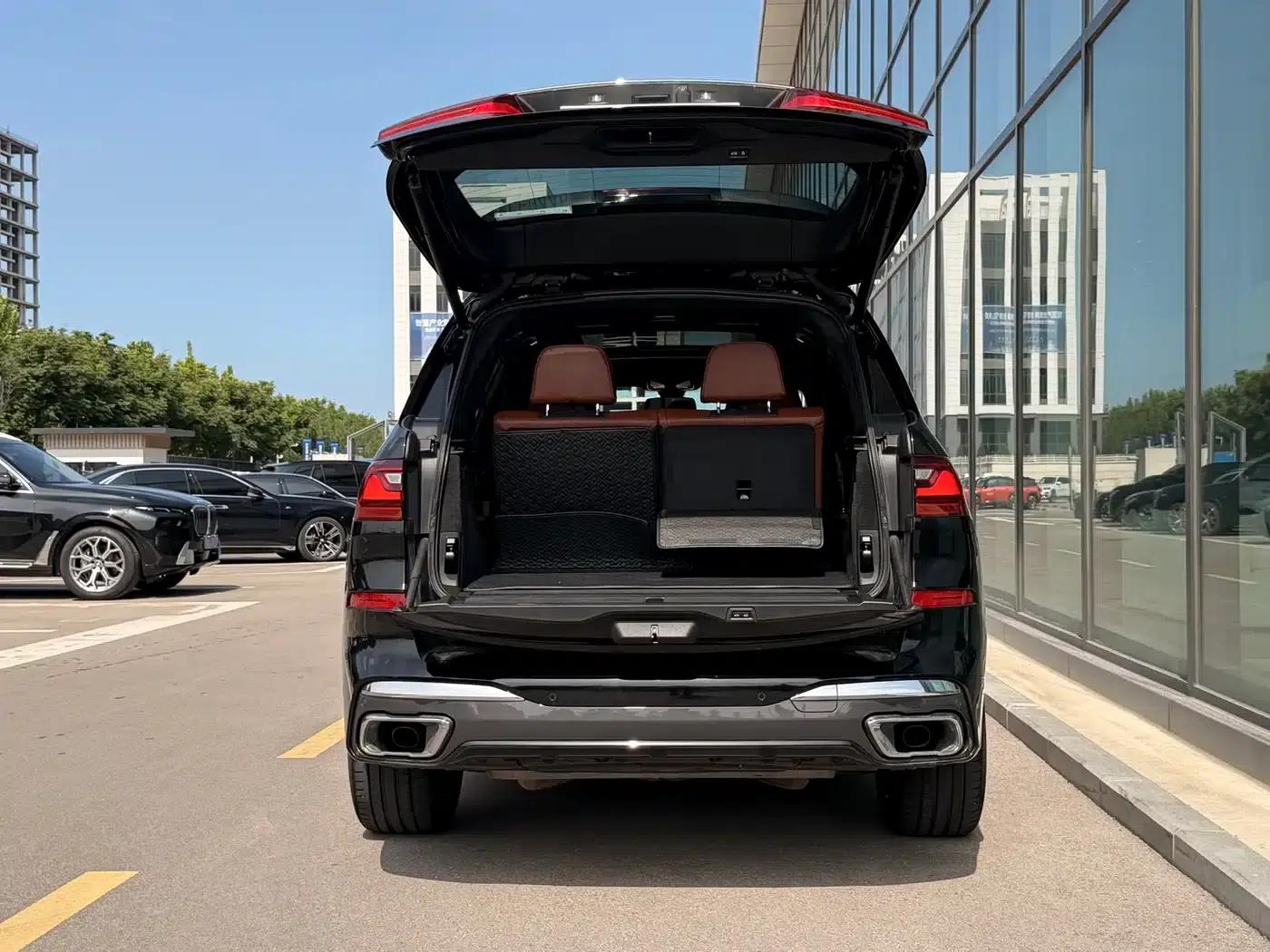 BMW X7 2021 xDrive40i M Sport Package — миниатюра 29
