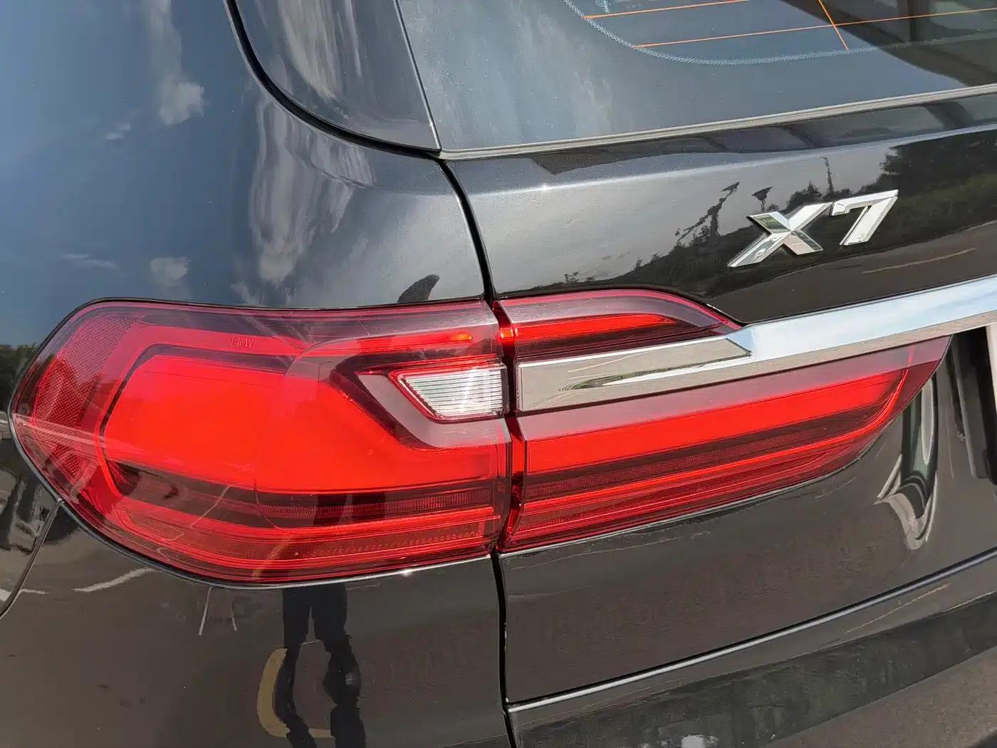 BMW X7 2021 xDrive40i M Sport Package — миниатюра 32
