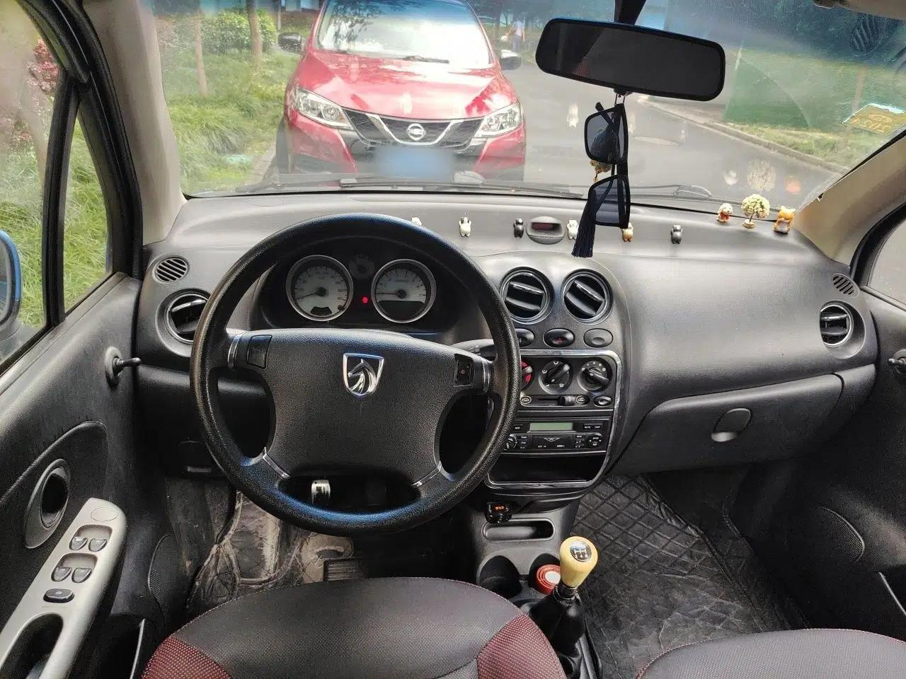 Baojun Lechi 2012 Revised Version 1.2L Manual Sports Edition Superior Type — миниатюра 9