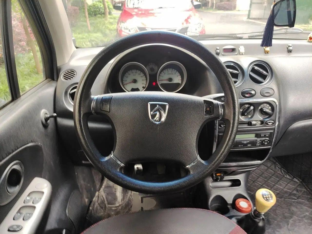 Baojun Lechi 2012 Revised Version 1.2L Manual Sports Edition Superior Type — миниатюра 10