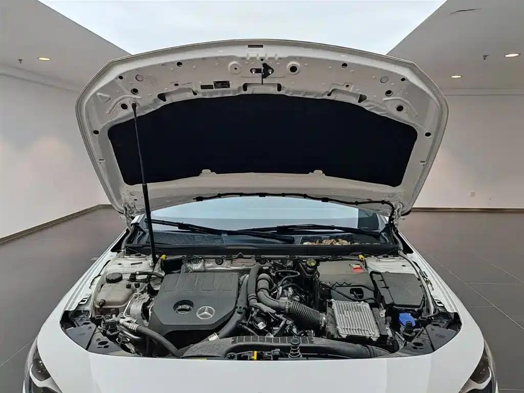 Mercedes-Benz CLA (Imported) 2024 CLA 200 — миниатюра 13