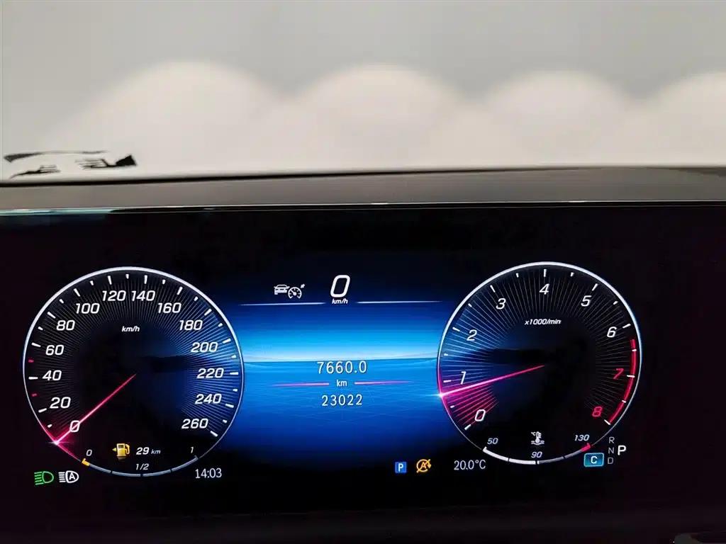 Imported Mercedes-Benz CLA 2025 CLA 200 Shooting Brake — миниатюра 14