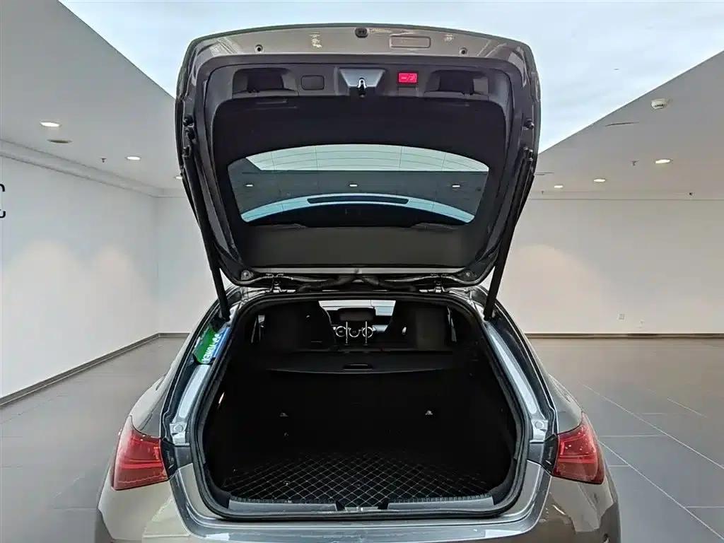 Imported Mercedes-Benz CLA 2025 CLA 200 Shooting Brake — миниатюра 20