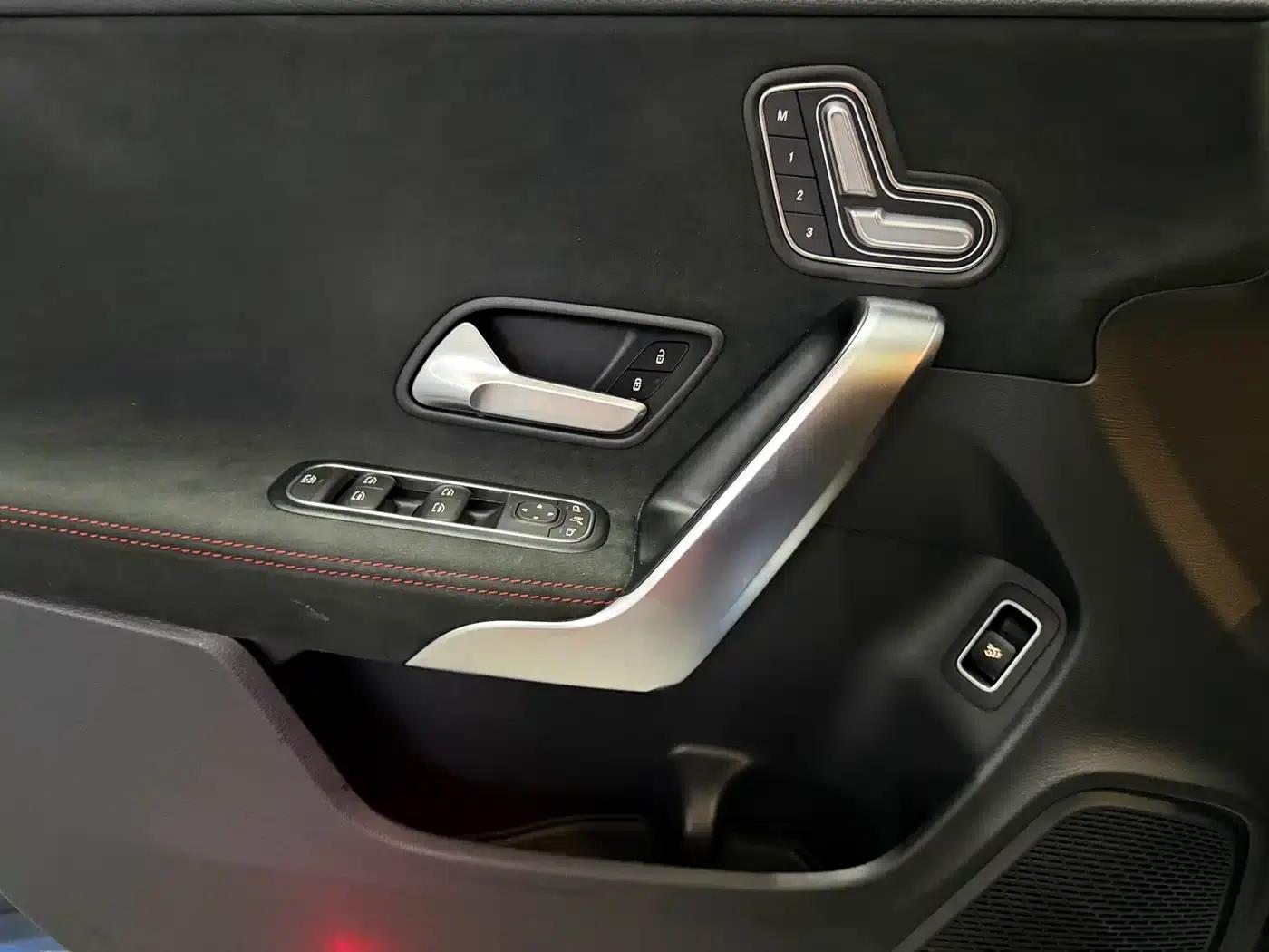 Imported Mercedes-Benz CLA 2020 model — миниатюра 13