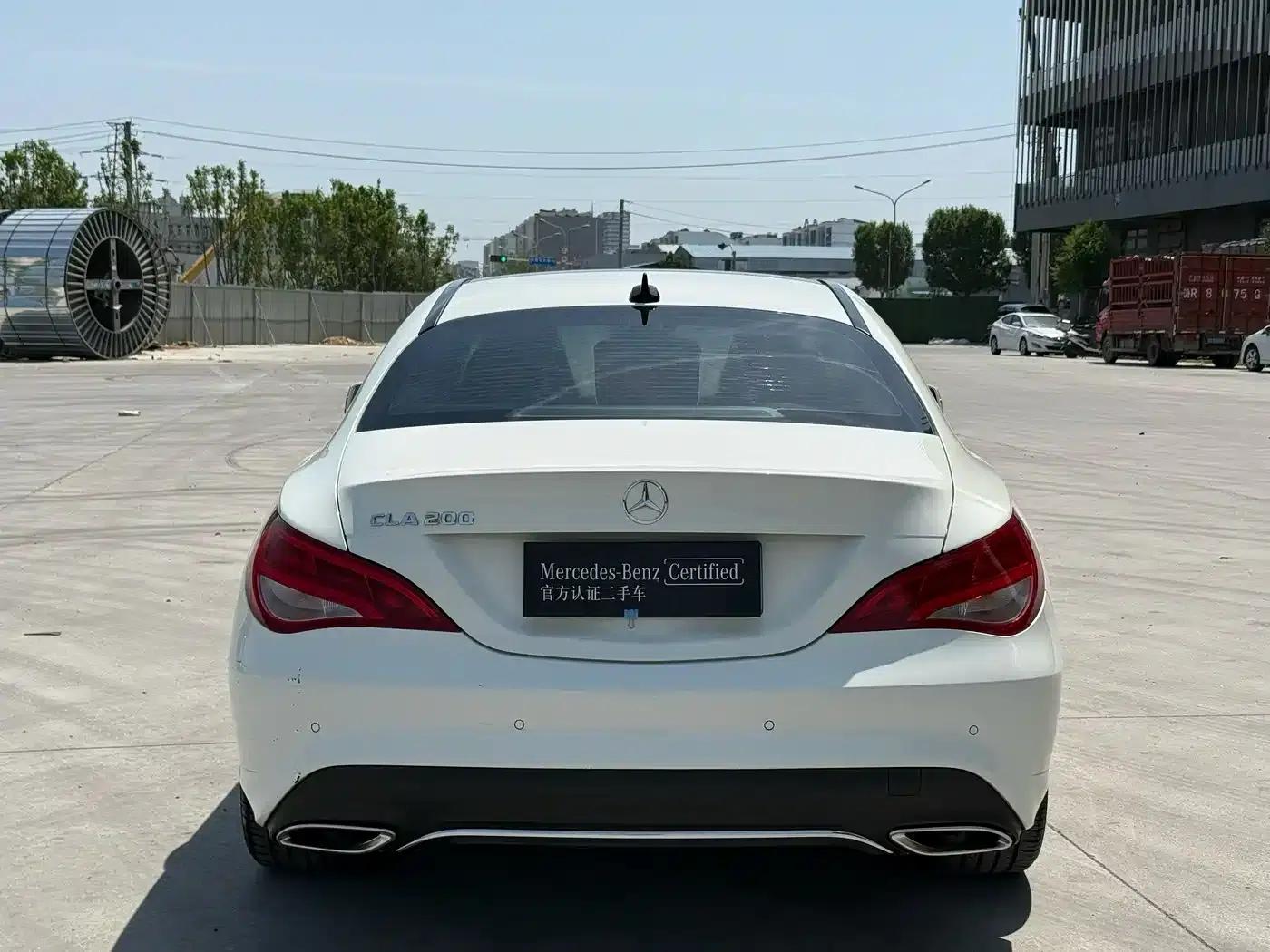 Imported Mercedes-Benz CLA 2017 CLA 200 Dynamic — миниатюра 7