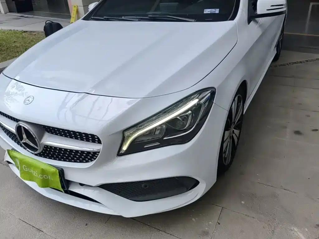 Imported Mercedes-Benz CLA 2016 Facelift CLA 200 Fashion Model — миниатюра 24