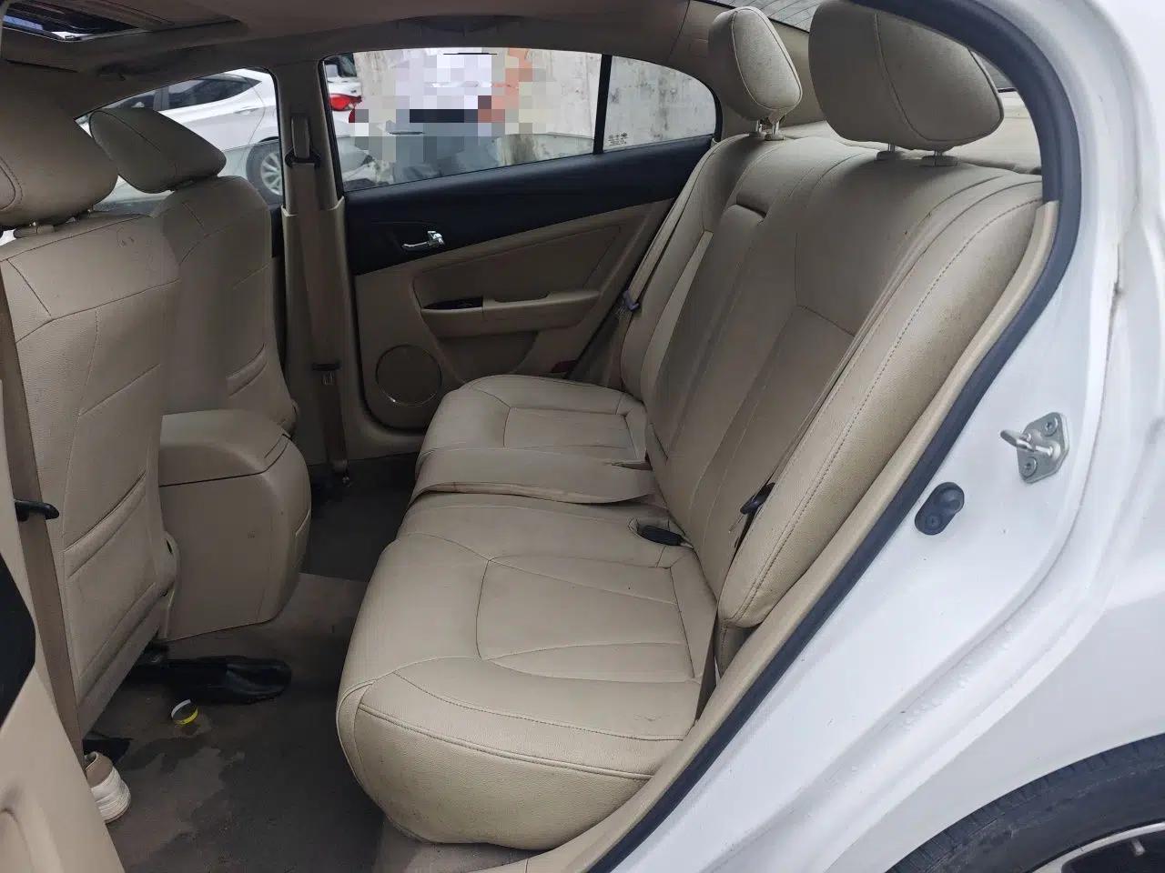 Bestune B50 2013 1.6L automatic luxury version — миниатюра 17