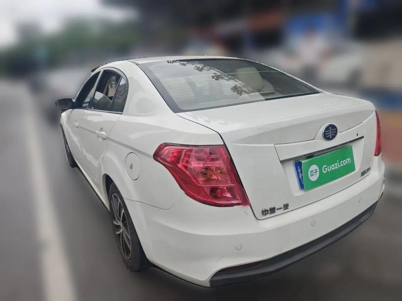 Bestune B50 2013 1.6L automatic luxury version — миниатюра 4