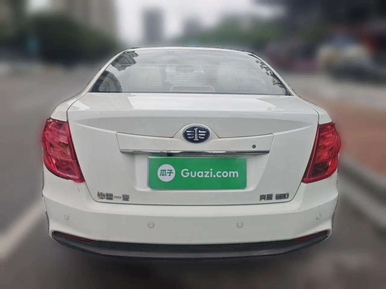 Bestune B50 2013 1.6L automatic luxury version — миниатюра 5
