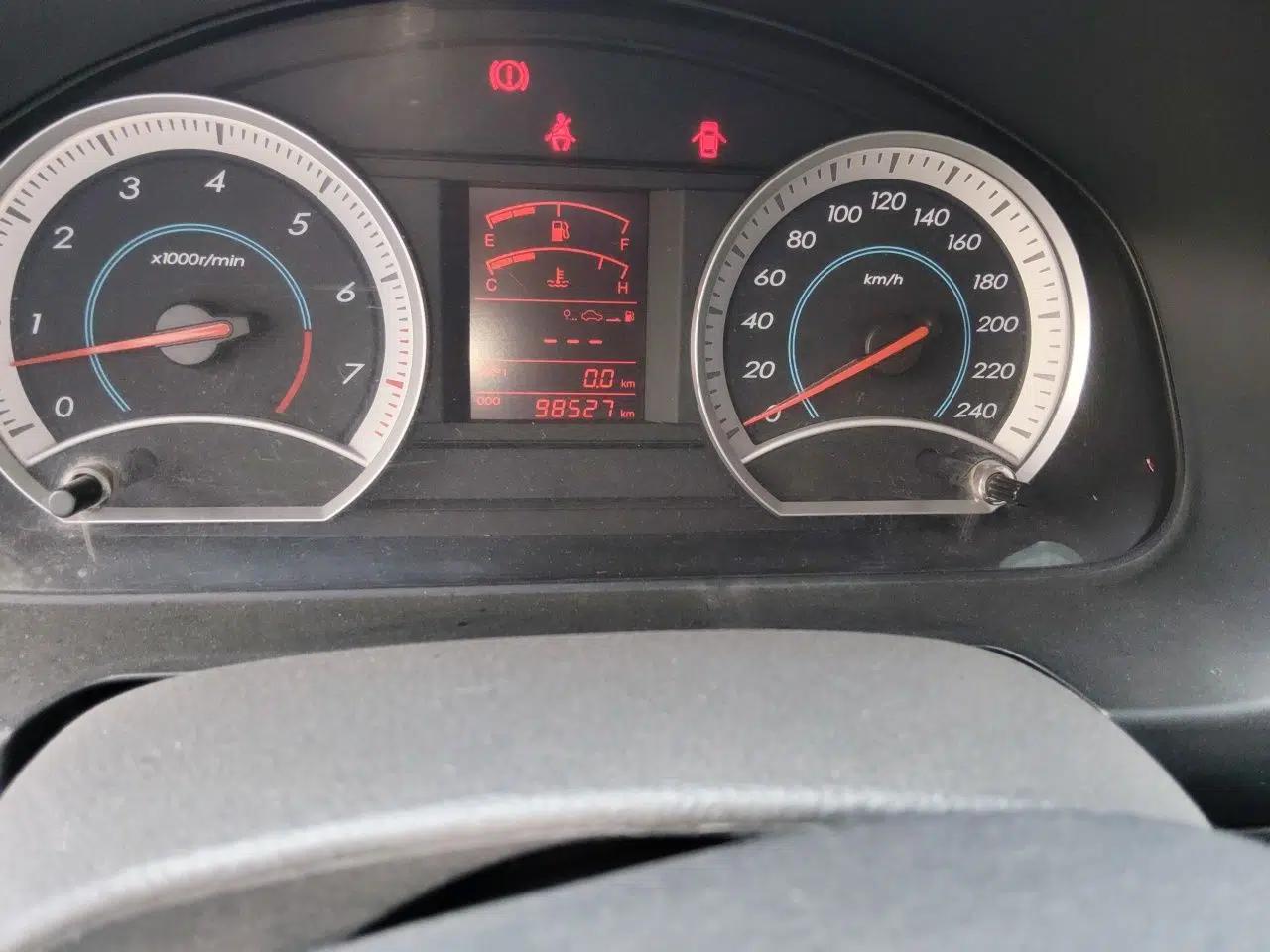 Bestune B50 2012 1.6L Manual Prestige Edition — миниатюра 12
