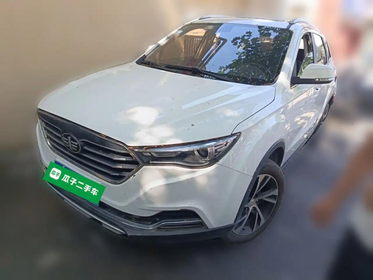 Bestune X40 2019 1.6L Manual Luxury Edition China VI — миниатюра 1