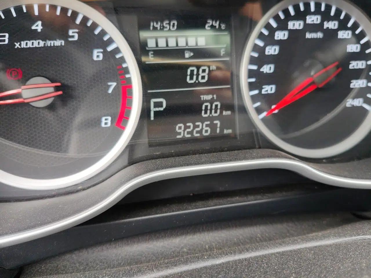 Bestune X40 2019 1.6L Automatic Luxury Version China V Emission Standard — миниатюра 12