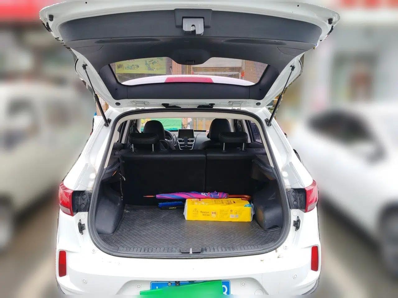 Bestune X40 2019 1.6L Automatic Luxury Version China V Emission Standard — миниатюра 19