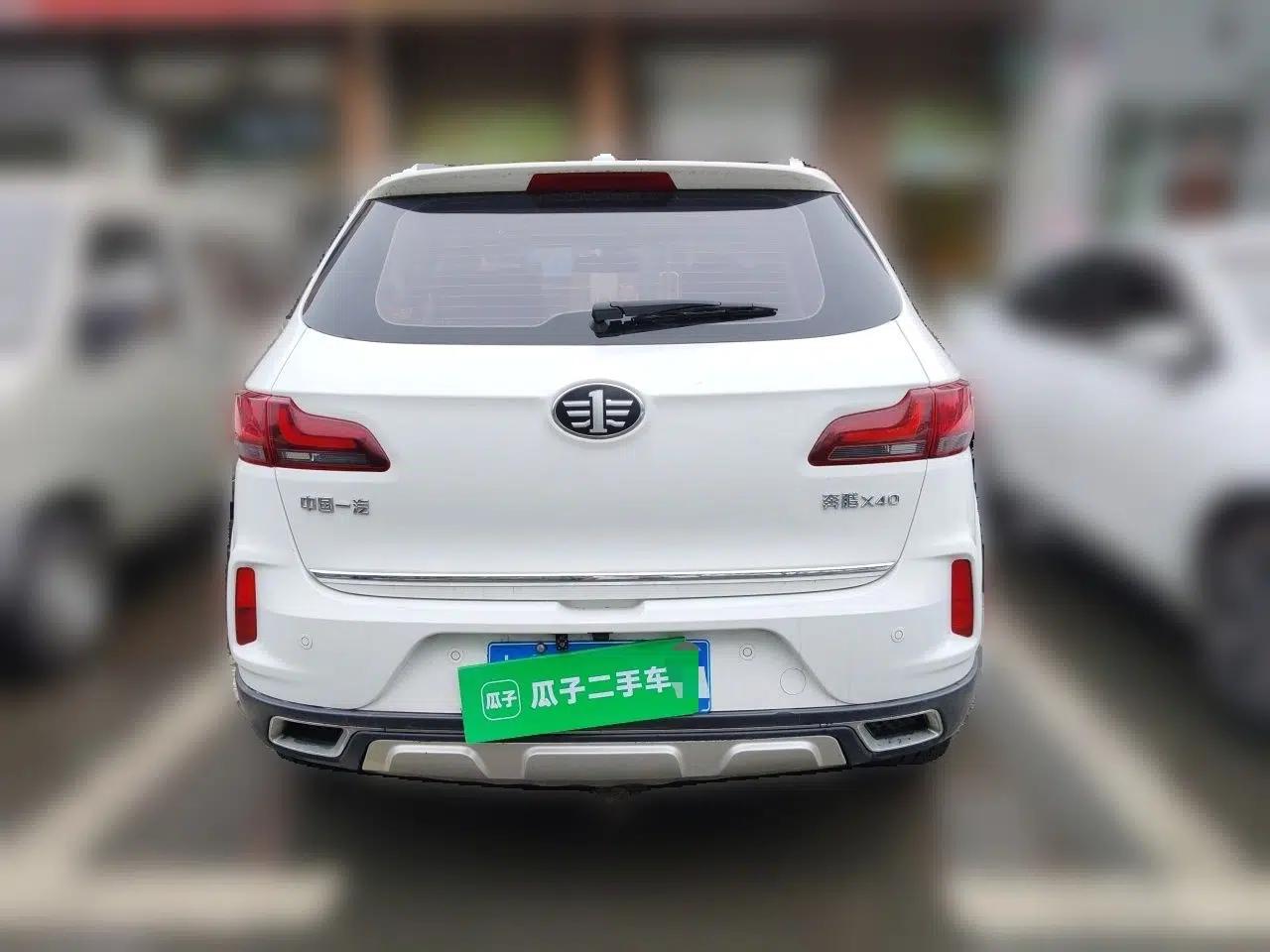Bestune X40 2019 1.6L Automatic Luxury Version China V Emission Standard — миниатюра 5