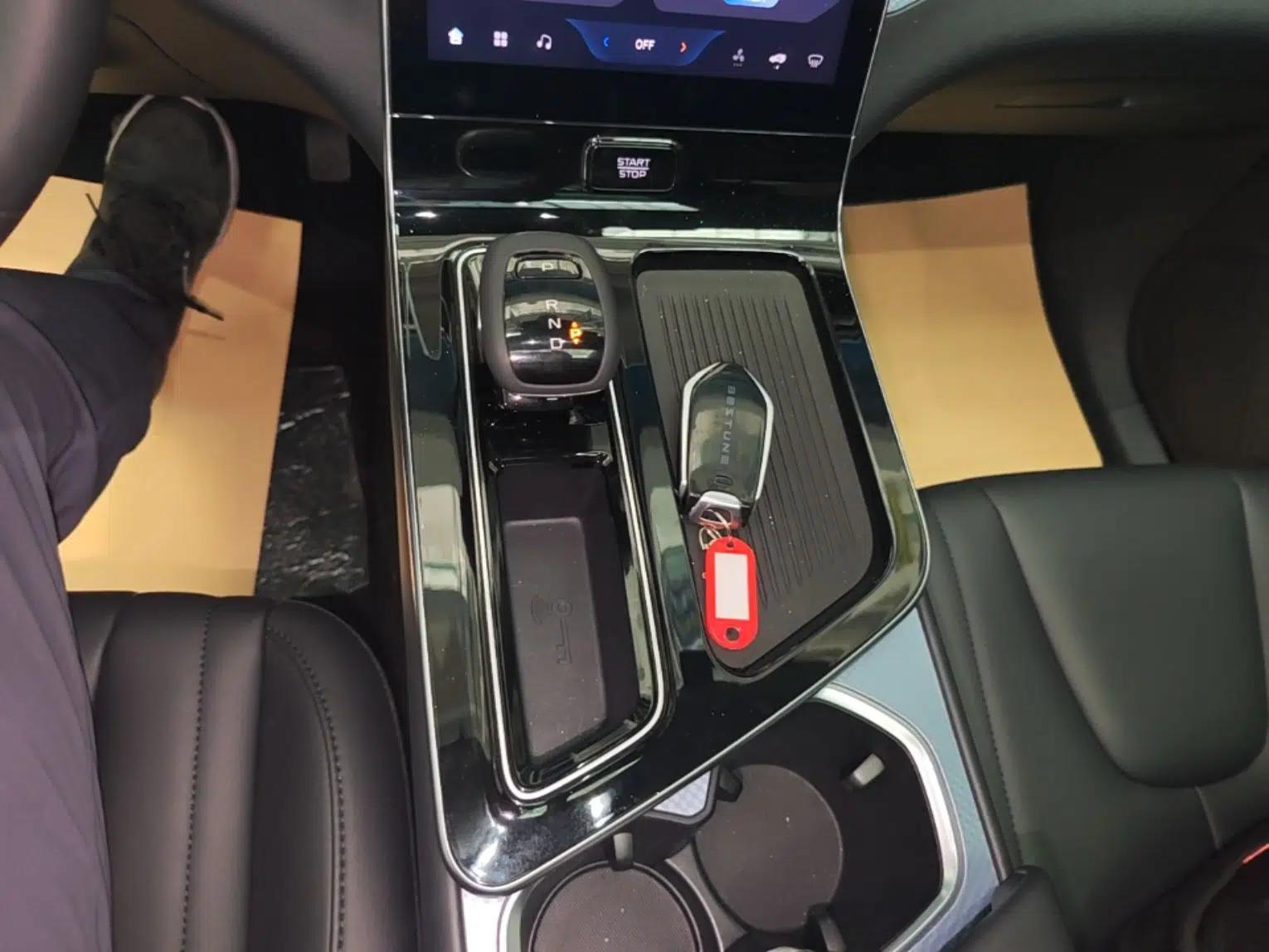 Bestune T90 2023 1.5T DCT Automatic Prestige Edition — миниатюра 16