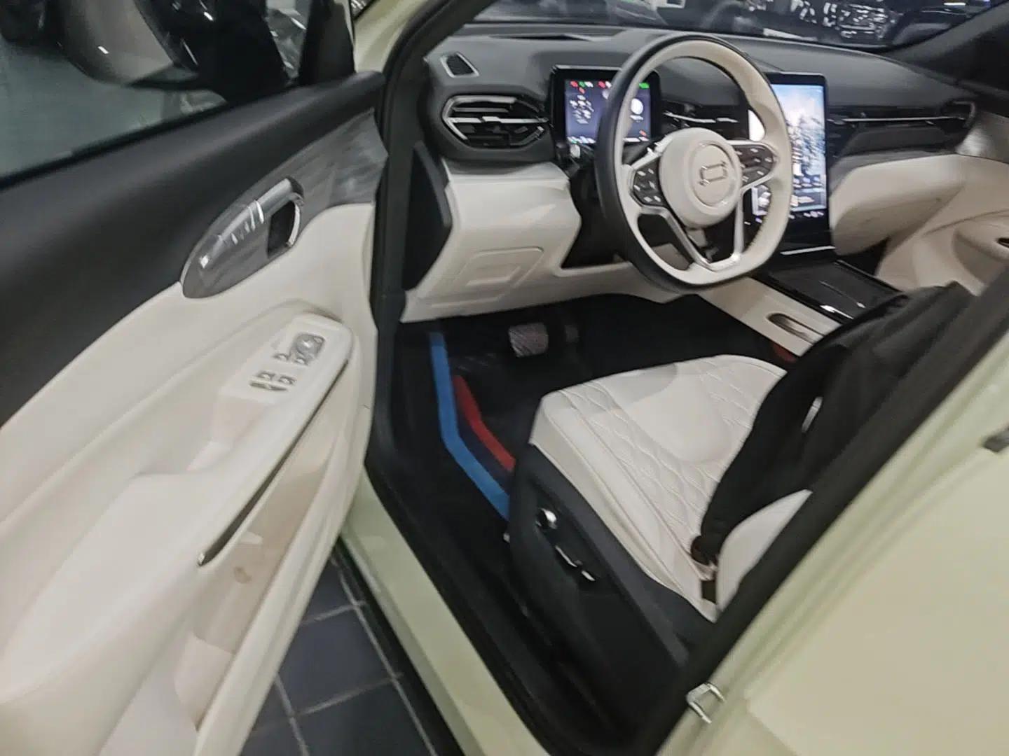 Bestune Yueyi 07 2025 210km Leisure Edition — миниатюра 18