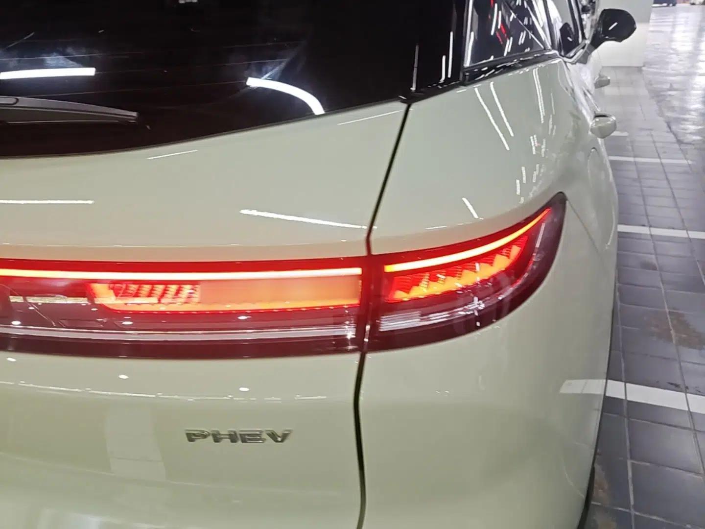 Bestune Yueyi 07 2025 210km Leisure Edition — миниатюра 9