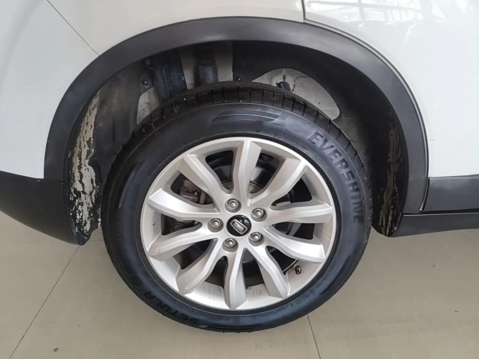 Bestune T33 2019 1.6L Automatic Luxury Edition China VI — миниатюра 11