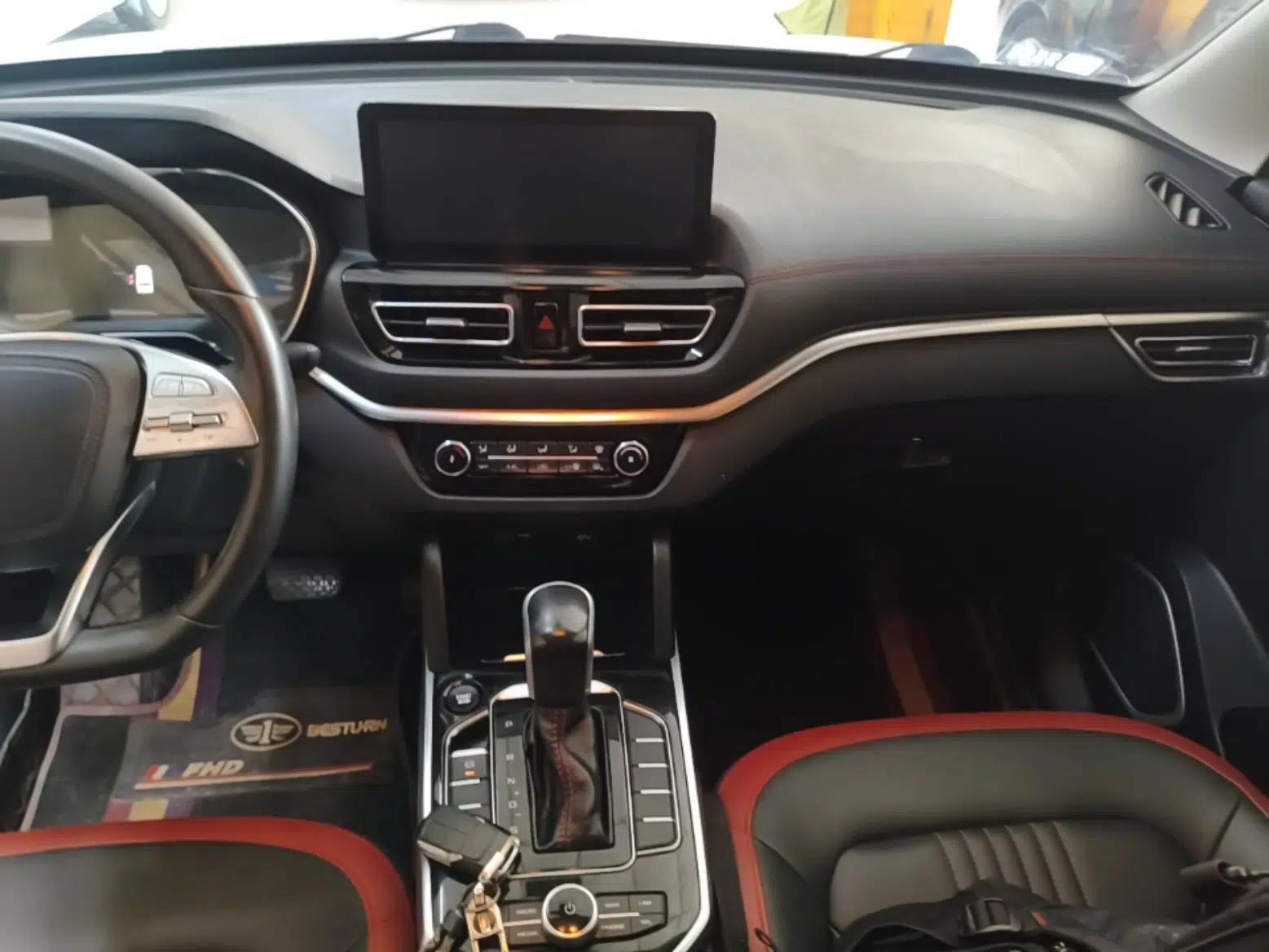 Bestune T33 2019 1.6L Automatic Luxury Edition China VI — миниатюра 15