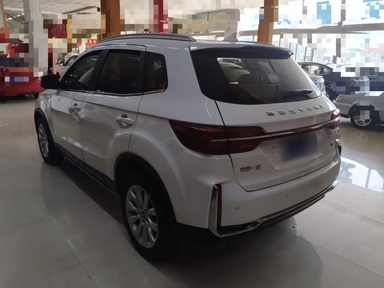 Bestune T33 2019 1.6L Automatic Luxury Edition China VI — миниатюра 4