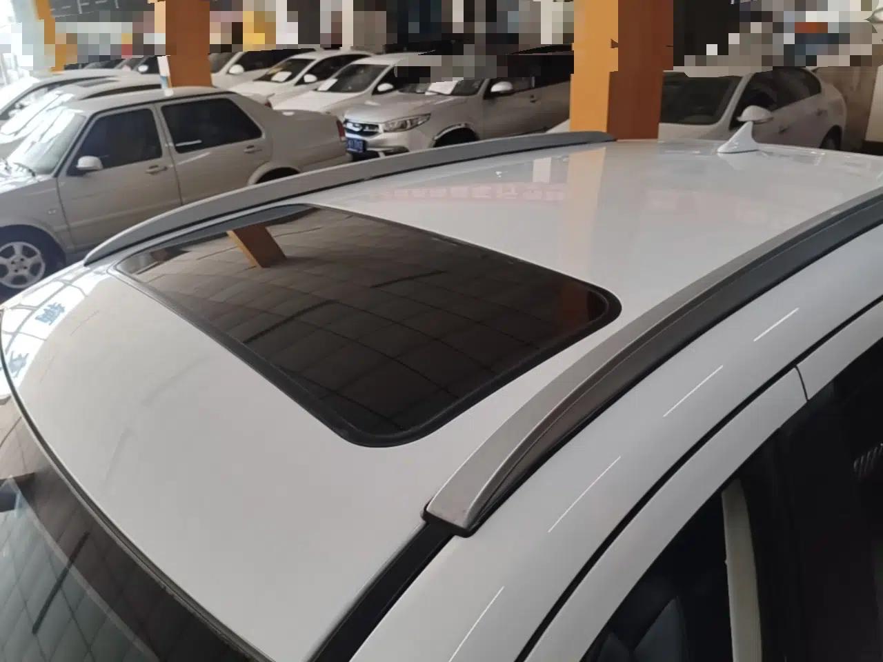 Bestune T33 2019 1.6L Automatic Luxury Edition China VI — миниатюра 7