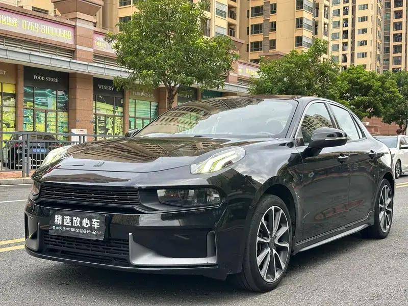 Lynk & Co 03 2019 Facelift 2.0TD Automatic Sport Edition — миниатюра 1