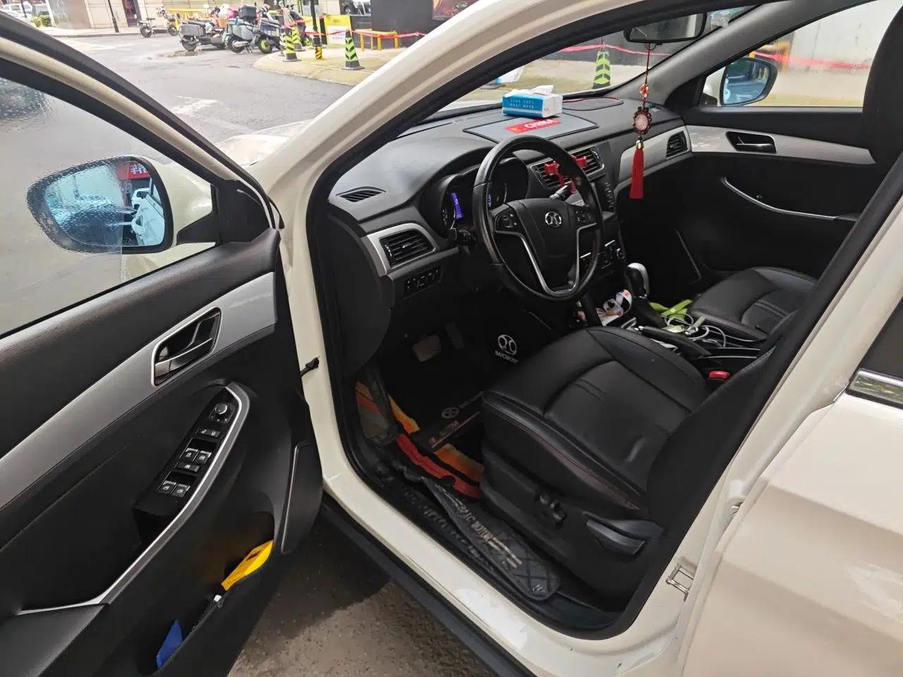 BAIC Senova X55 2016 1.5T CVT Elite Edition — миниатюра 16