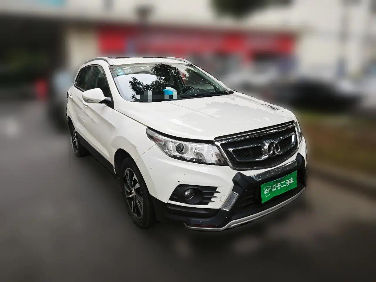 BAIC Senova X55 2016 1.5T CVT Elite Edition — миниатюра 3