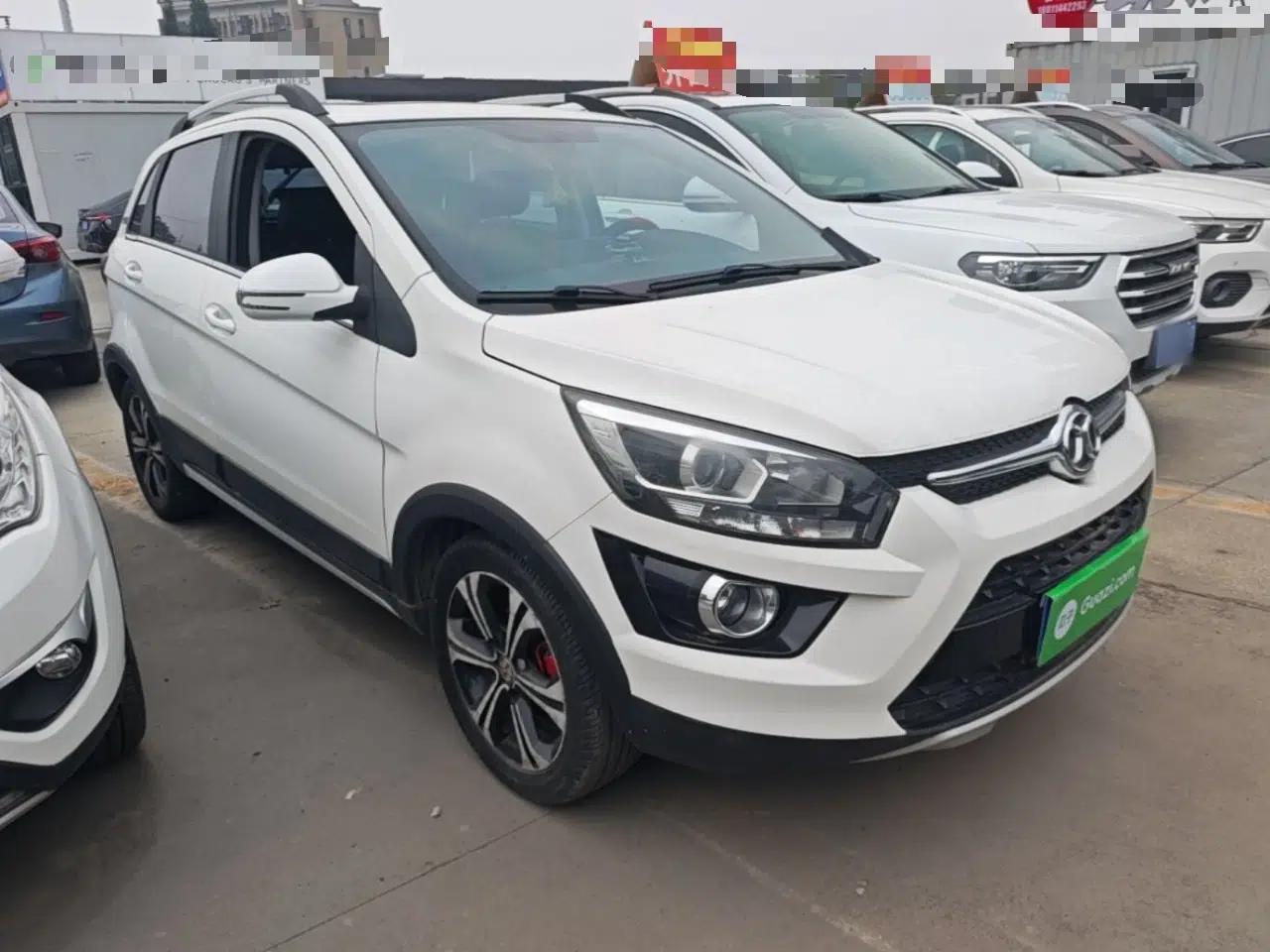 BAIC Senova X25 2015 1.5L Automatic Elite Model — миниатюра 3