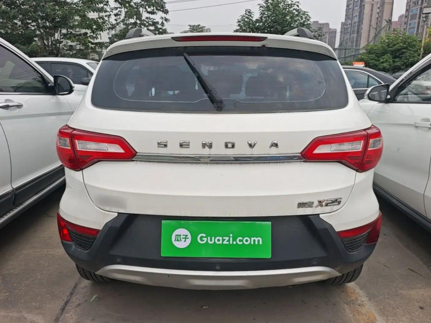 BAIC Senova X25 2015 1.5L Automatic Elite Model — миниатюра 5