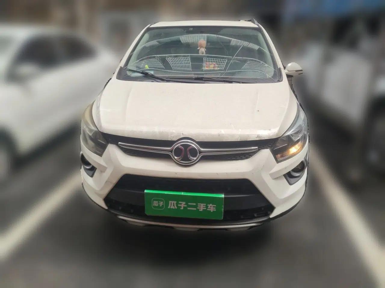 BAIC Senova X25 2015 1.5L Manual Elite Edition — миниатюра 2