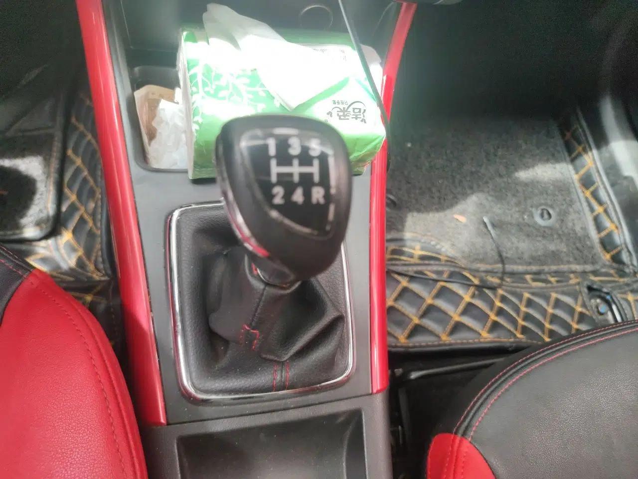 BAIC Senova X25 2015 1.5L Manual Elite Edition — миниатюра 14