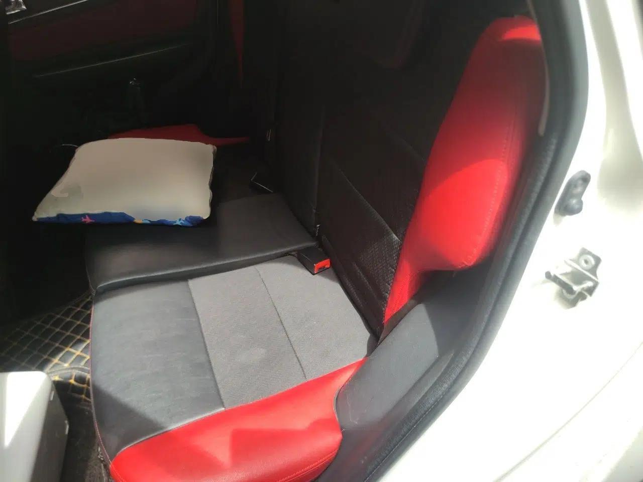 BAIC Senova X25 2015 1.5L Manual Elite Edition — миниатюра 17