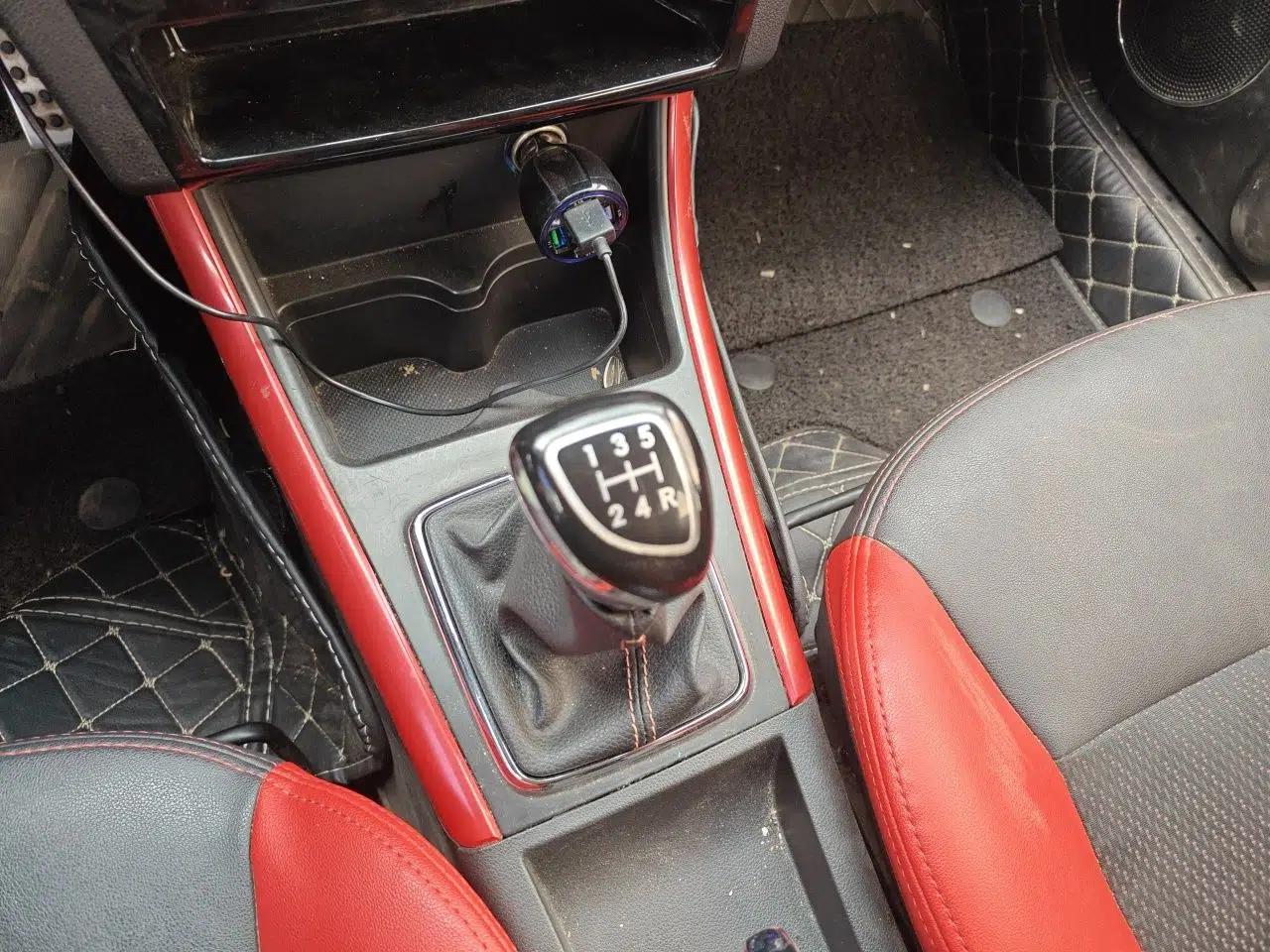 BAIC Senova X25 2015 1.5L Manual Elite Edition — миниатюра 14