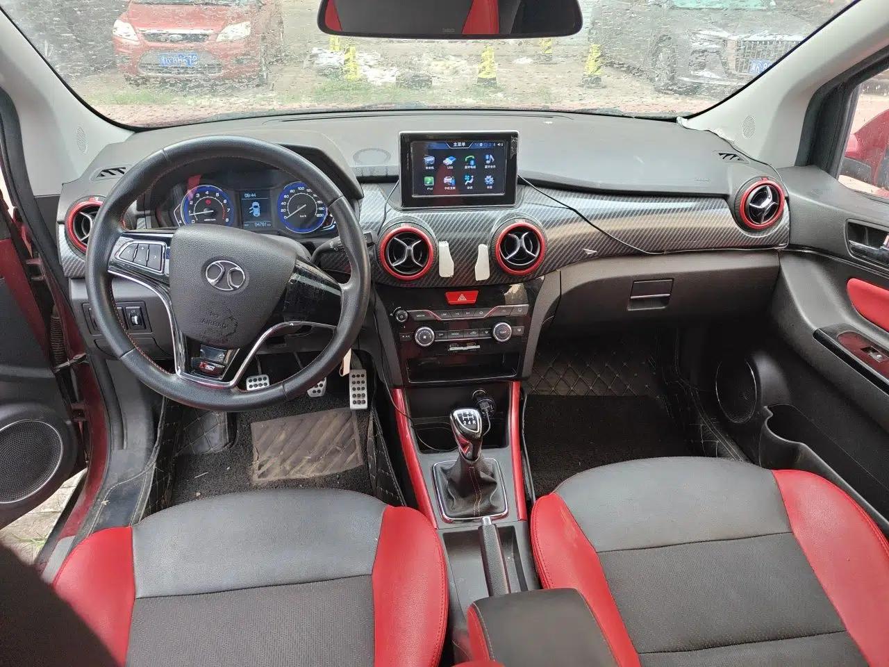 BAIC Senova X25 2015 1.5L Manual Elite Edition — миниатюра 9