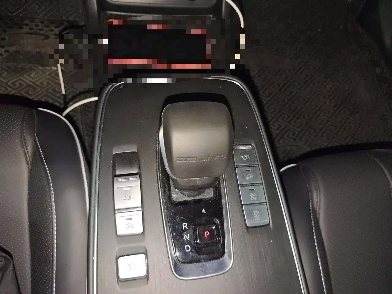 BAIC Beijing EU5 PLUS 2024 R500 Standard Travel Edition — миниатюра 11