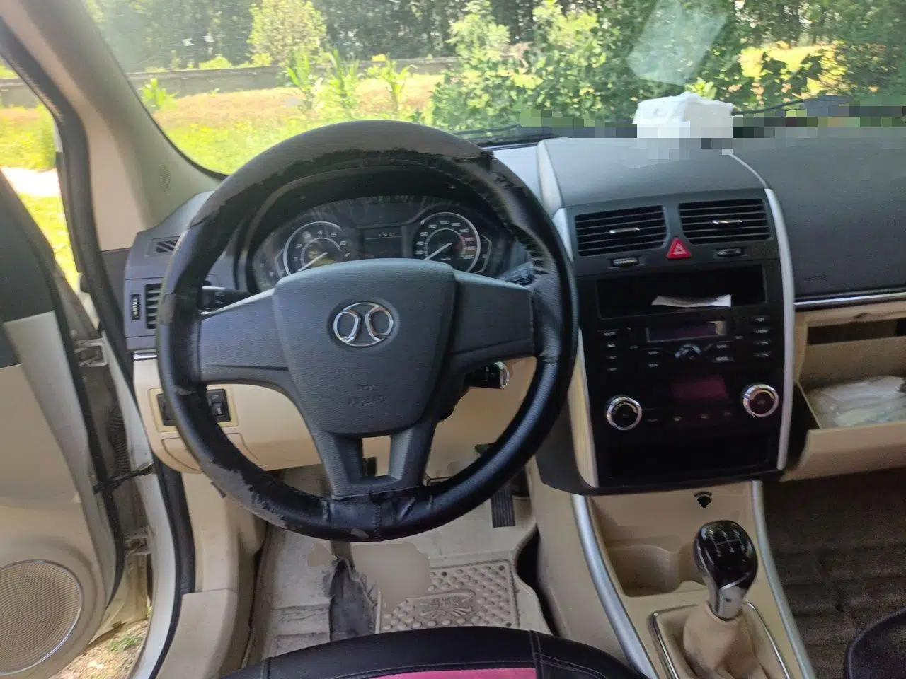 BAIC Senova D20 2015 Hatchback 1.5L Manual Lotte Edition — миниатюра 14