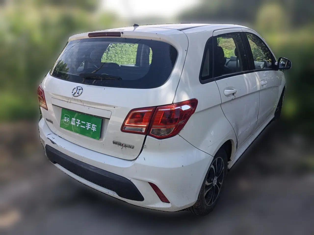 BAIC Senova D20 2015 Hatchback 1.5L Manual Lotte Edition — миниатюра 6
